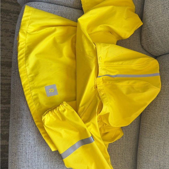 Reima kids rain jacket - Picture 3 of 3